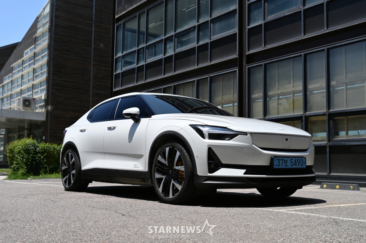 =polestar 2/照片:金京洙记者。