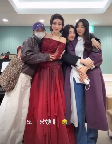 /Ảnh = Tài khoản cá nhân của Song Hye Kyo