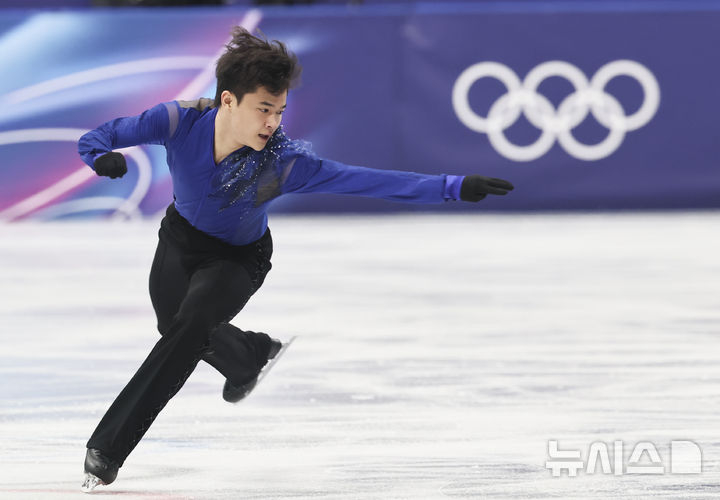 他就是韩国男子花样滑冰选手金贤谦。 =照片=newsis。