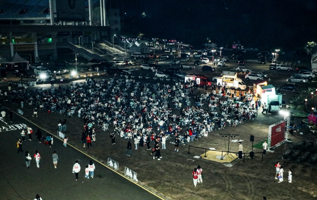 Toàn cảnh sân vận động Frontier Square được tổ chức vào năm ngoái tại SSG. /Ảnh = SSG Landers cung cấp