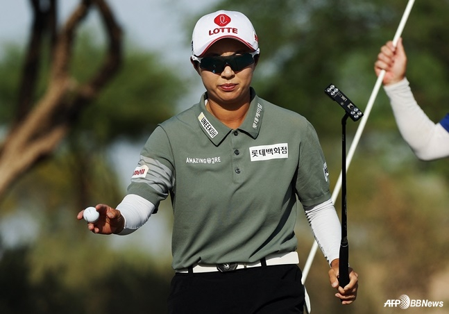 29日（韓国時間）、米アリゾナ州チャンドラーのウィルウィンドゴルフクラブ「キャットテールコース」（パー72）で行われたLPGAツアーフォードチャンピオンシップに出場した金ヒョジュ。/AFPBBNews=ニュース1