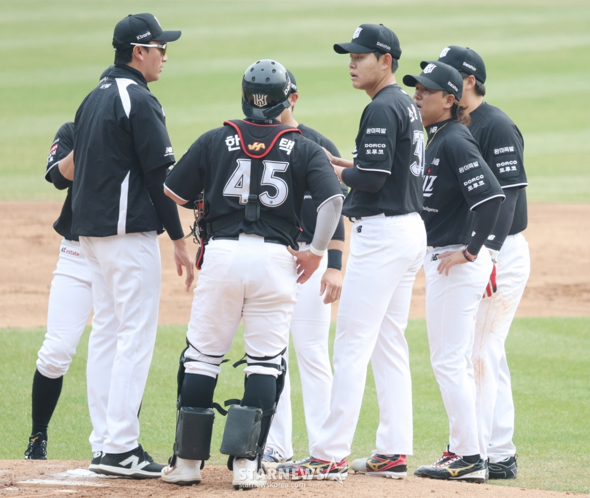 [포토] 흔들리는 소형준