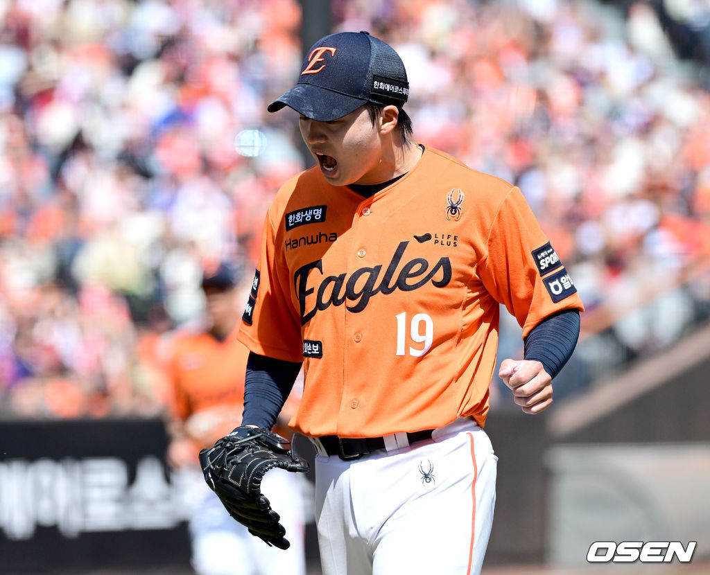 图为王延成在结束局后咆哮。