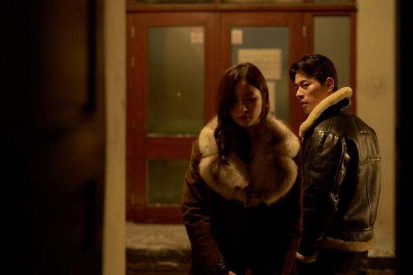 휴민트' 신세경(왼쪽)과 박정민, 사진제공=NEW