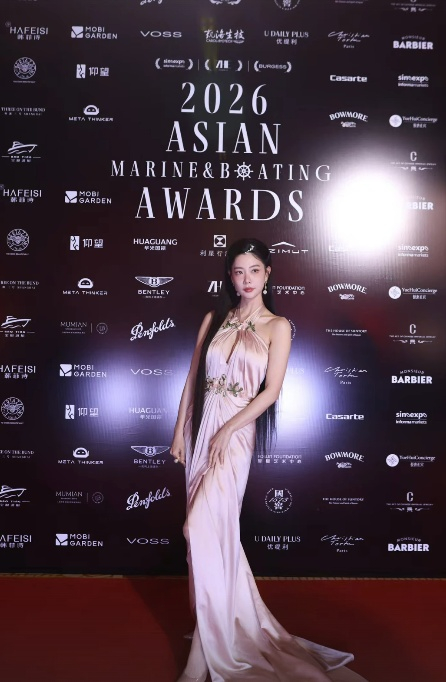 =照片:Clara的SNS。