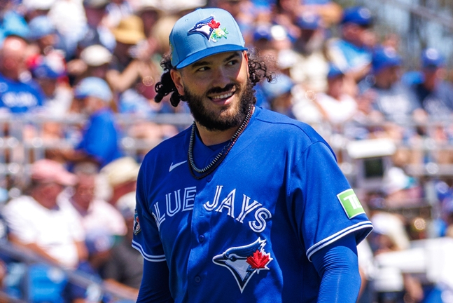 Ponce ném bóng trong trận đấu giao hữu. /Ảnh = SNS chính thức của Toronto Blue Jays