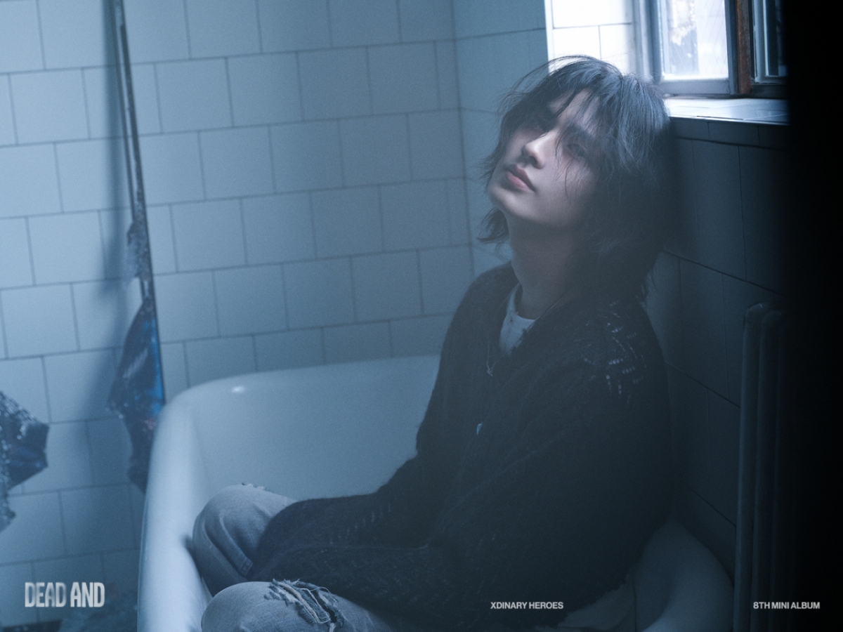 エクスディナリーヒーローズ主演ミニ8集コンセプトフォト/写真提供=JYPエンターテインメント