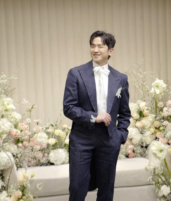 /Фото = Ли Мин У в социальных сетях