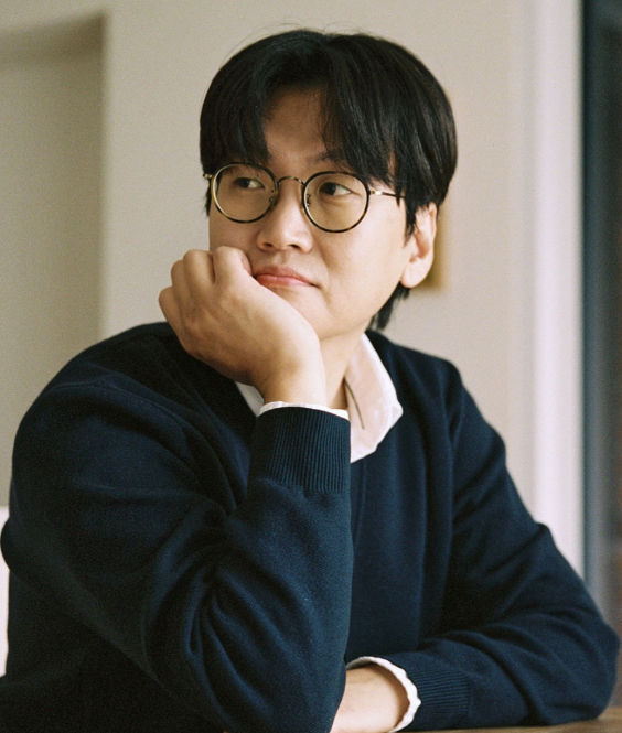 Translator Hwang Seokhee