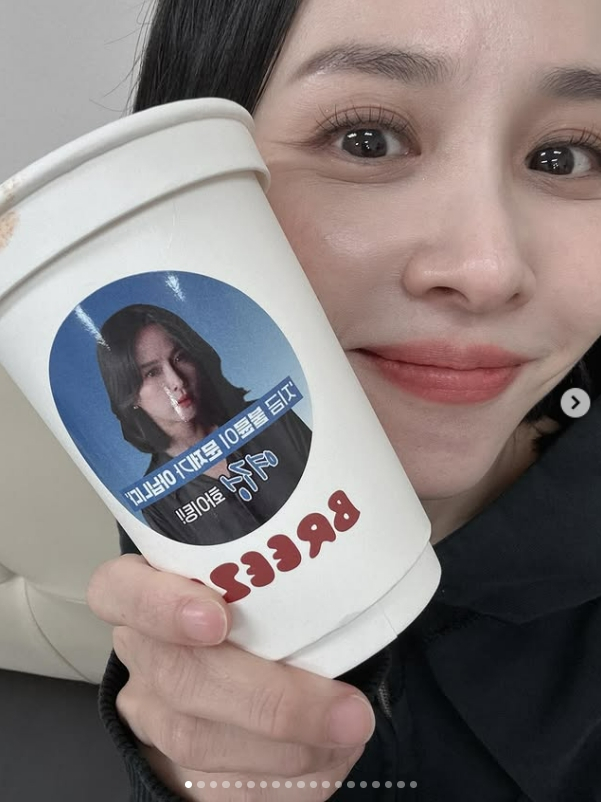 =照片=赵茹珍SNS。