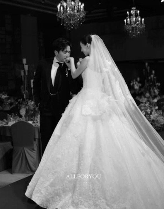 Ли Мин У, Ли Мин У, жена Ли Мин У / Фото = Ли Ами SNS