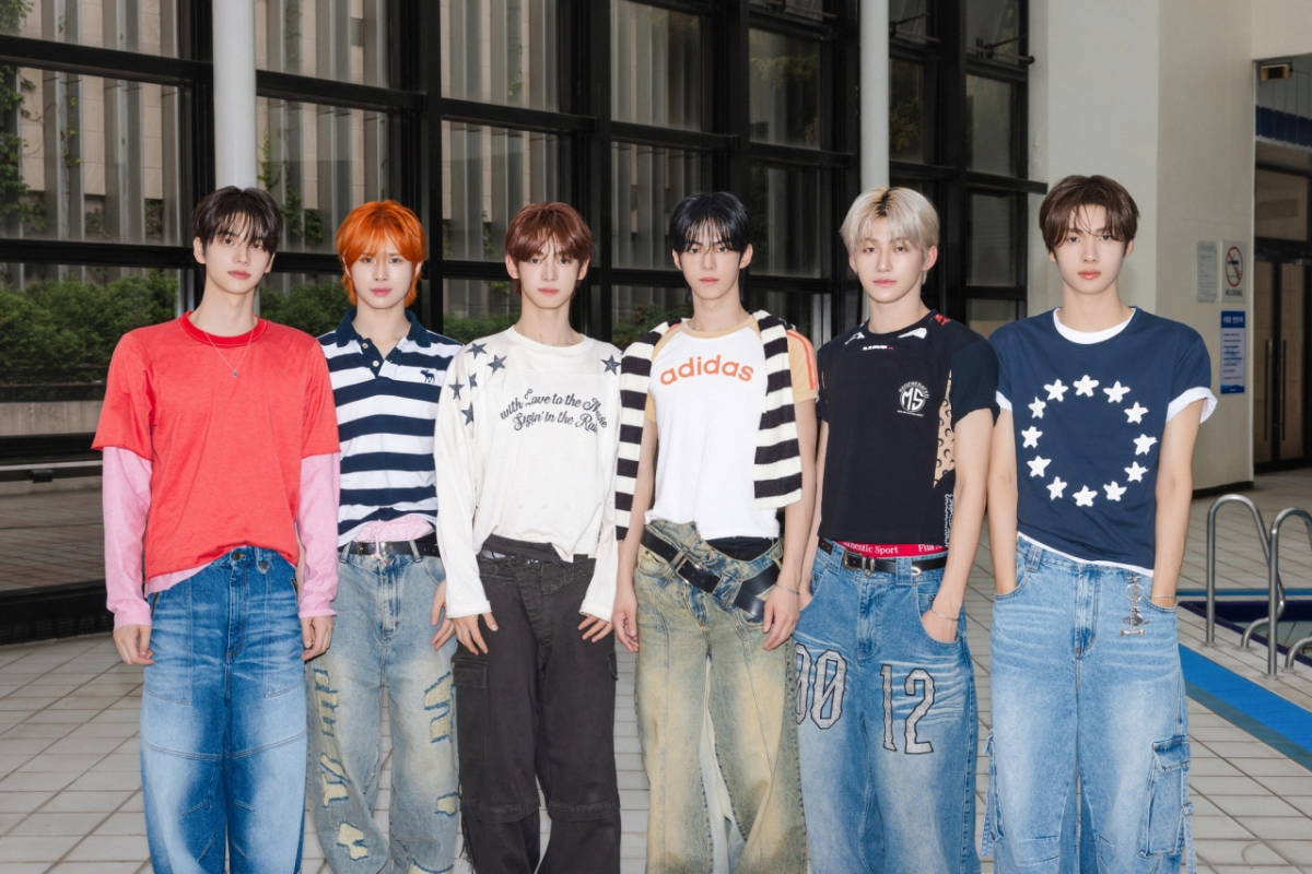 TWS (Tours) / Cung cấp ảnh = Pledis Entertainment (HYBE)