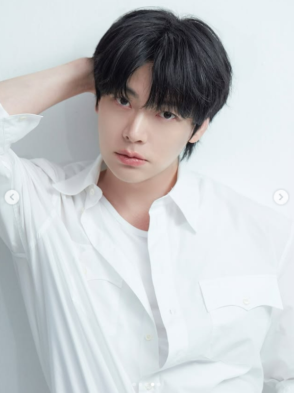 =照片:安宰贤SNS