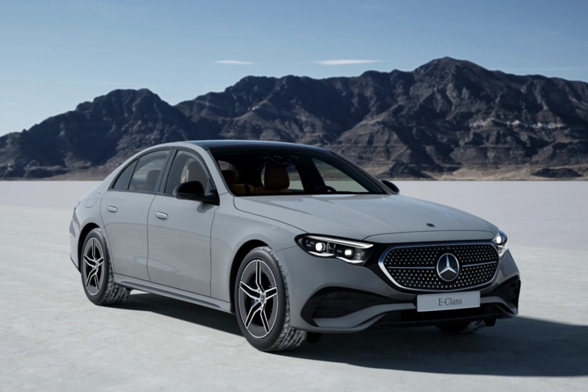 E 300 4MATIC AMG ライン/写真提供=メルセデス·ベンツ·コリア