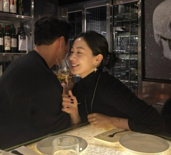 /写真=リュ·ファヨン SNS