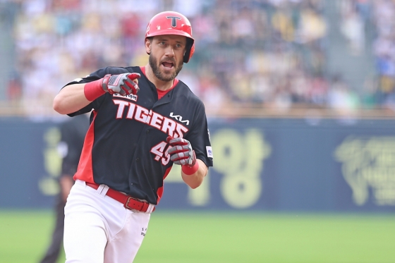 Patrick Wizham, cựu cầu thủ đánh bóng người nước ngoài của KIA Tigers, đã hoạt động tích cực trong mùa giải 2025. /Ảnh = Cung cấp Kia Tigers