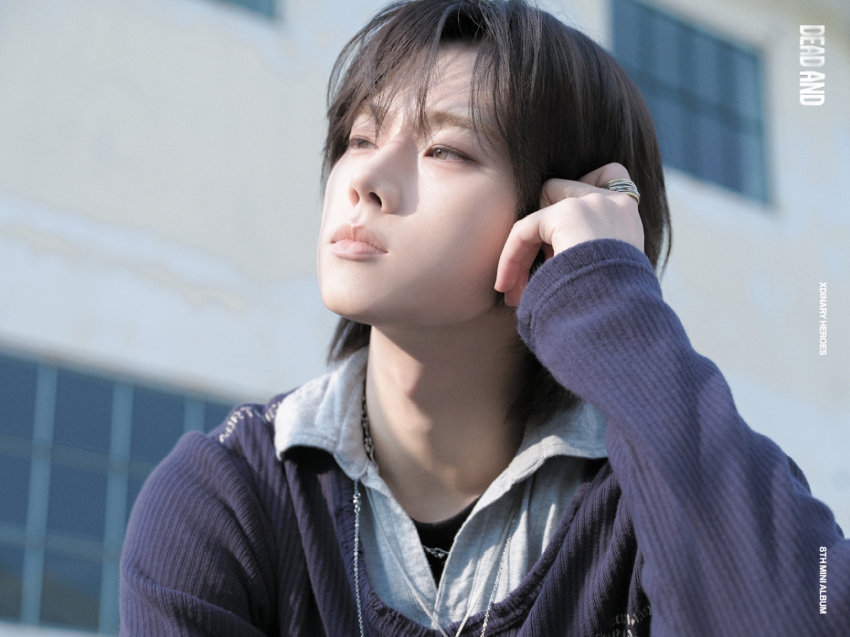 エクスディナリーヒーローズミニ8集コンセプトフォト整数/写真提供=JYPエンターテインメント