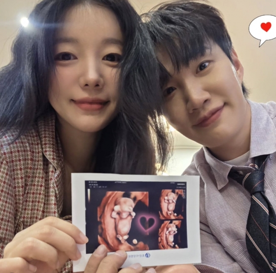 ムン·ジイン キム·ギリ / 写真=ムン·ジイン インスタグラム