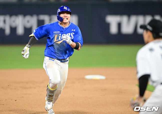 3日,三星队柳志赫在与水原KT队的比赛第6回合末,在2人出局2人在垒的情况下,击出了逆转3垒打。 