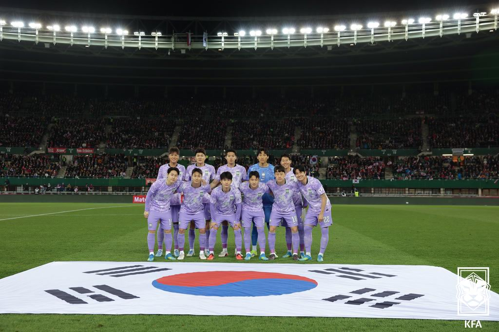 Korean national soccer team players who played against Austria on the 1st. /Photo = Courtesy of the Korea Football Association