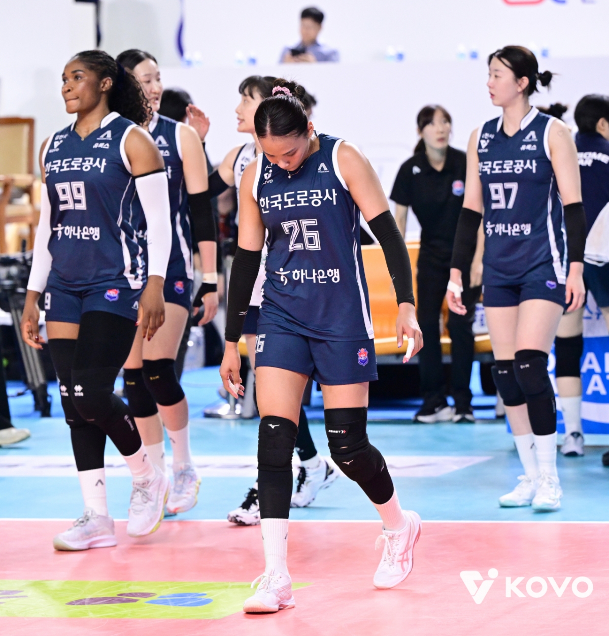 Các vận động viên của Tổng công ty đường bộ Hàn Quốc. /Ảnh = Liên đoàn bóng chuyền Hàn Quốc cung cấp