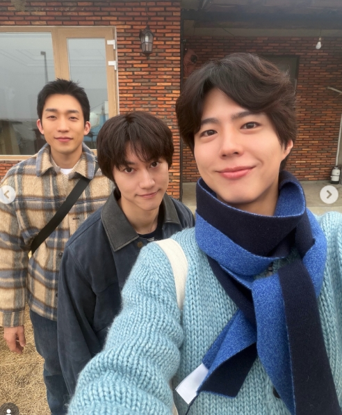 /Photo = Park Bo-gum's personal account