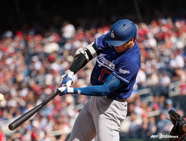 这是大谷的本垒打击球场面。 =法新社BBNews=新闻1。