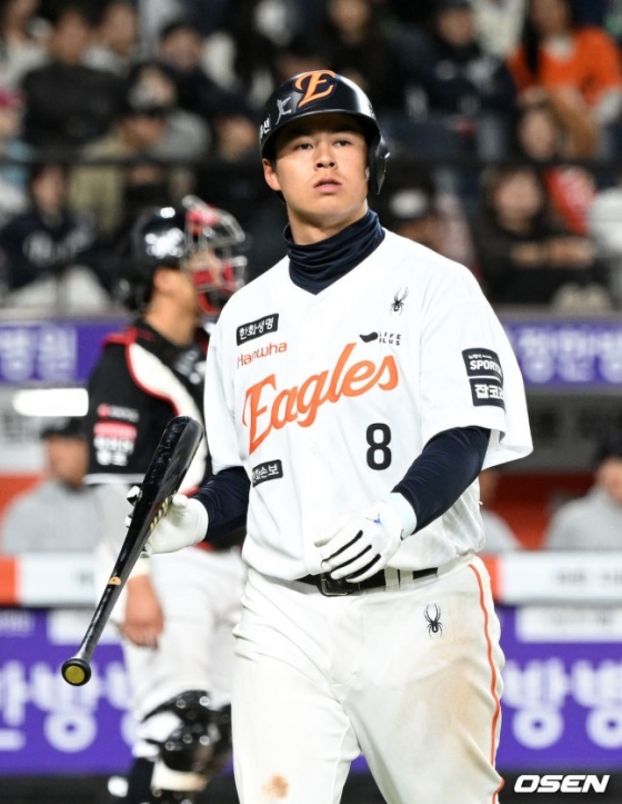 Noh Si-hwan struck out in the game on March 31.