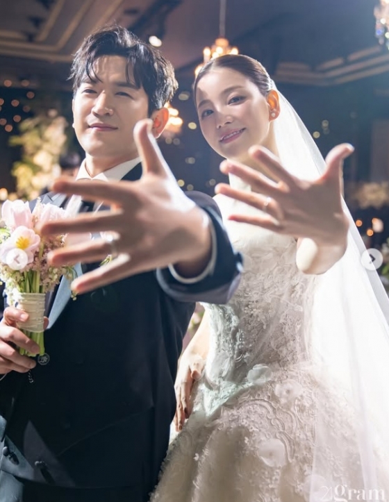 /Ảnh = Tài khoản cá nhân của Lee ARMY