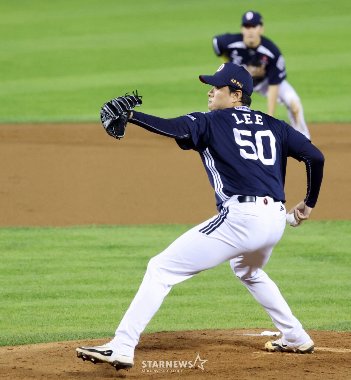 Lee Young Ha đã thay thế vị trí của Flexen. /Ảnh = Phóng viên cao cấp Kang Young Jo