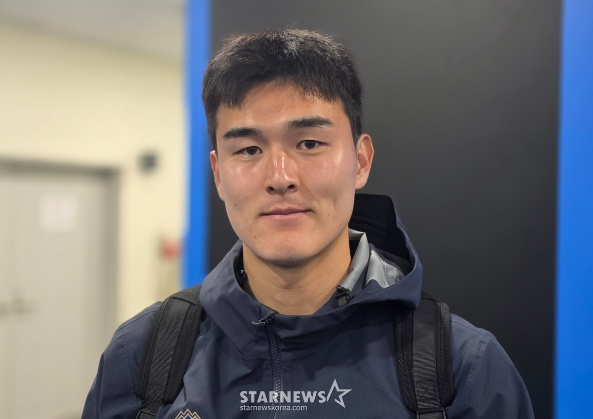 Пэк Чон Бом, управляющий директор Кимчхон, встретился с репортерами сразу после матча Инчхон Юнайтед на футбольном стадионе Инчхон 5-го числа. /Фото = Репортер Ким Мён Сок