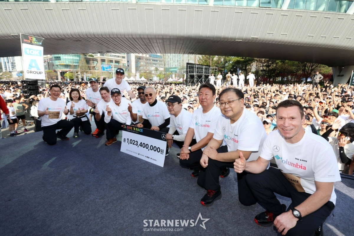 13th Mercedes-Benz Give and Lace/photo courtesy of Mercedes-Benz Korea