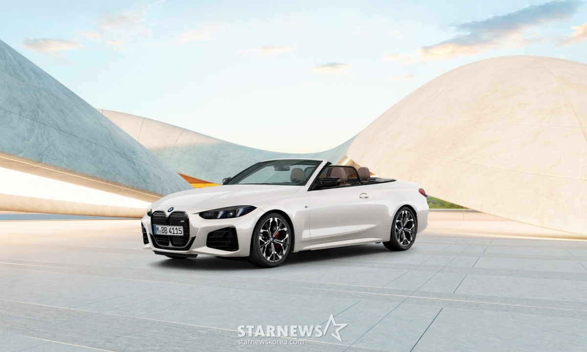 BMW M440ixDrive Convertible Pro Mineral White Edition/photo courtesy of BMW Korea