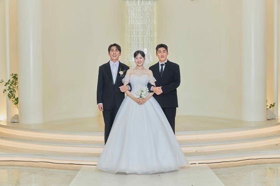 Short box "Long-term relationship" / Photo courtesy = Metacomedy