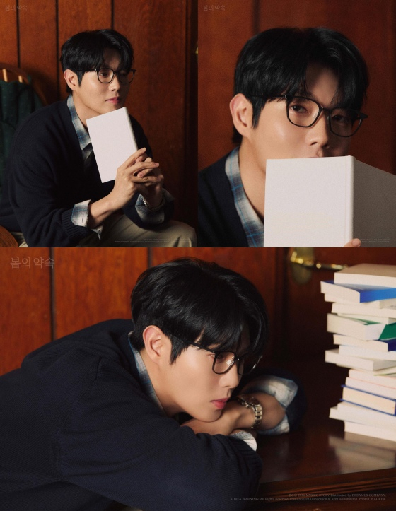 /Photo = Mystic Story