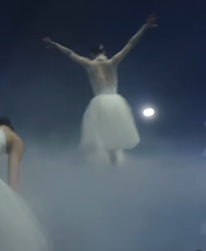 /Photo = Capture the video