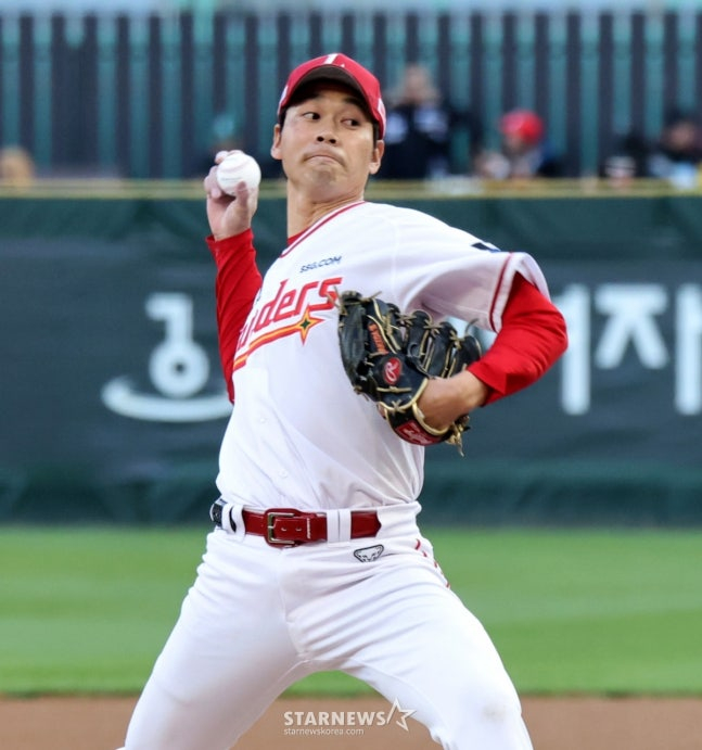 '9피안타 5실점→볼볼볼볼 4실점' 日 국대 위용은 어디로, '날씨 악몽' 탓만 할 수 있나 [인천 현장]