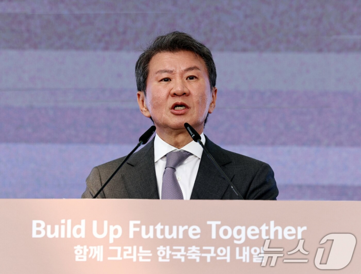 '코리아풋볼파크 개관' 정몽규 회장 "한국 축구, 월드컵 4강 이상도 가능... 열심히 노력할 것"