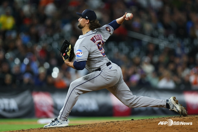 Weiss appeared in relief as Houston's second pitcher at Coors Field on the 7th. /AFPBBNews=News1