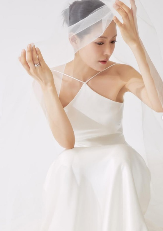 Ảnh cưới của Park Eun Young = SNS