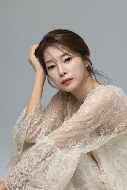 Actor Kim Sung Hee