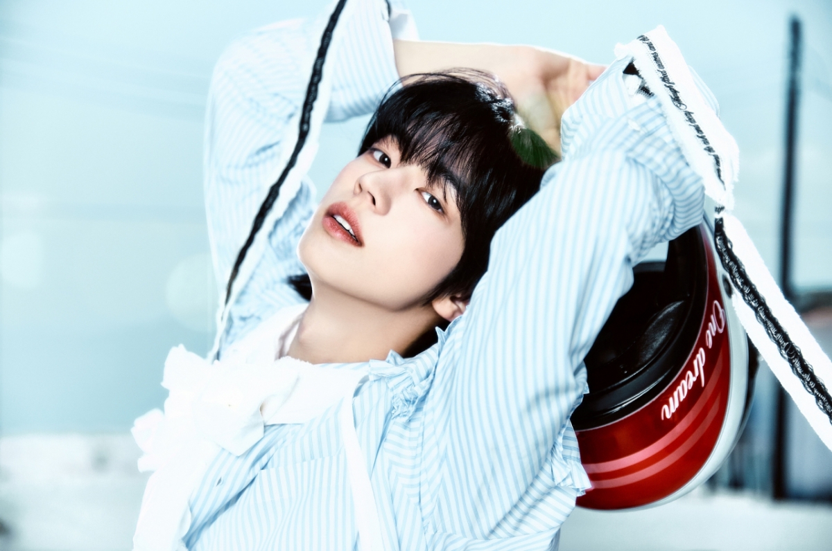 /Photo = Pledis Entertainment (HYBE)