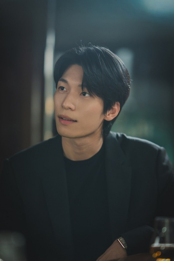 /Cung cấp ảnh = Team Entertainment của M.