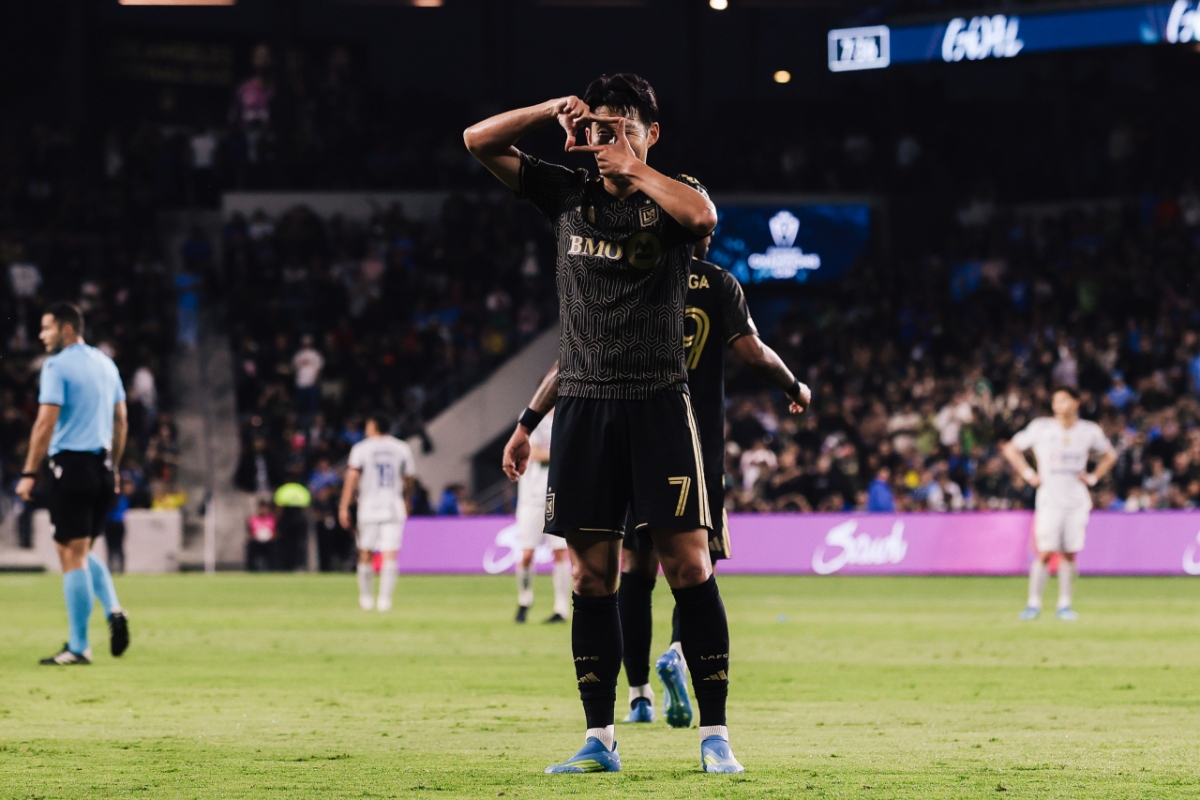 Son Heung-min is celebrating after scoring the first goal in the first leg of the quarterfinals of the 2026 North American Caribbean Football Confederation (CONCACAF) Champions Cup at BMO Stadium in Los Angeles, California. /Photo = LAFC Official Social Network Service (SNS)