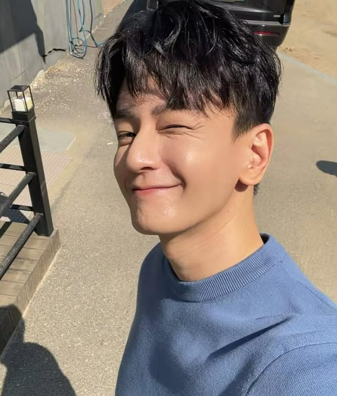 충격 출고 목격담 그 후..임주환, 쿠팡 알바 끝내고 풀메이크업 [스타이슈]