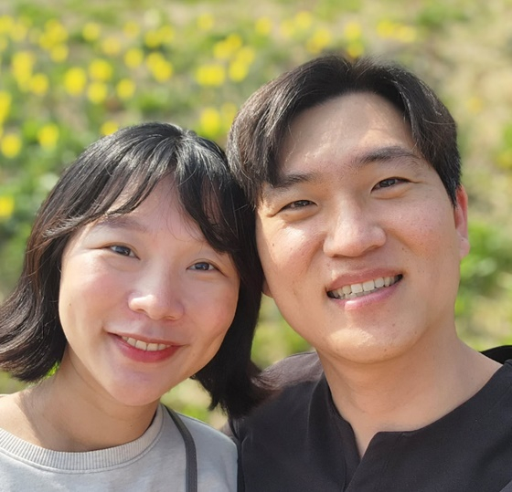 6th generation Youngsik and Jeongsuk/photograph = 6th generation Jeongsuk SNS