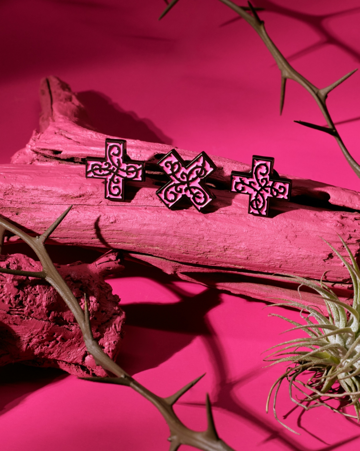 TOMORROW X TOGETHER Pop-up Much Badge/photo courtesy of = HYBE