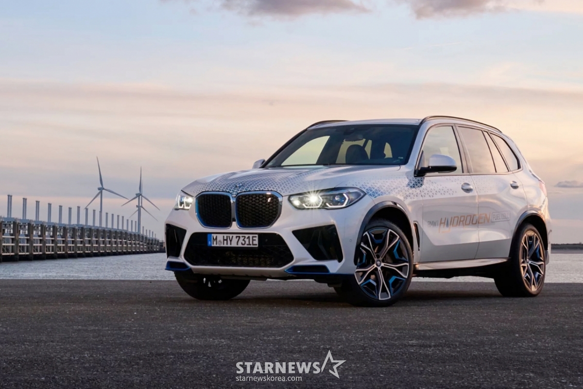 =宝马iX5 Hydrogen/照片提供。