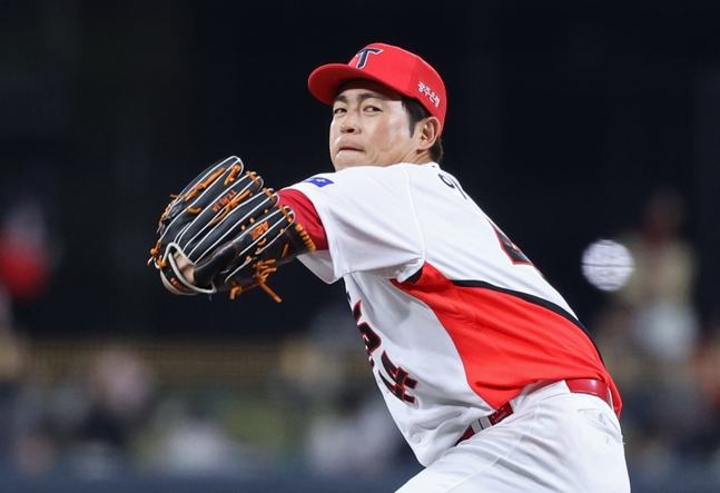 Lee Tae-yang takes the mound against Samsung on the 8th and throws hard. /Photo = KIA Tigers