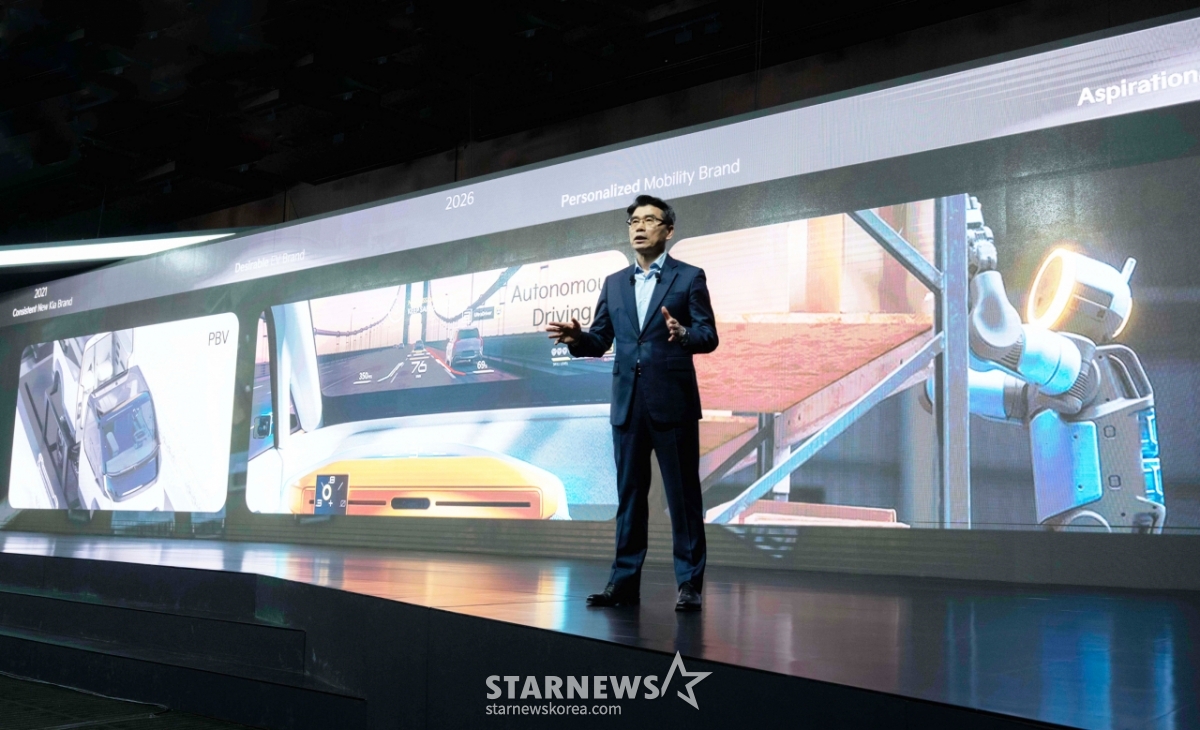 Президент Kia Сон Хо Сонг Сонг / Фото предоставлено = Kia